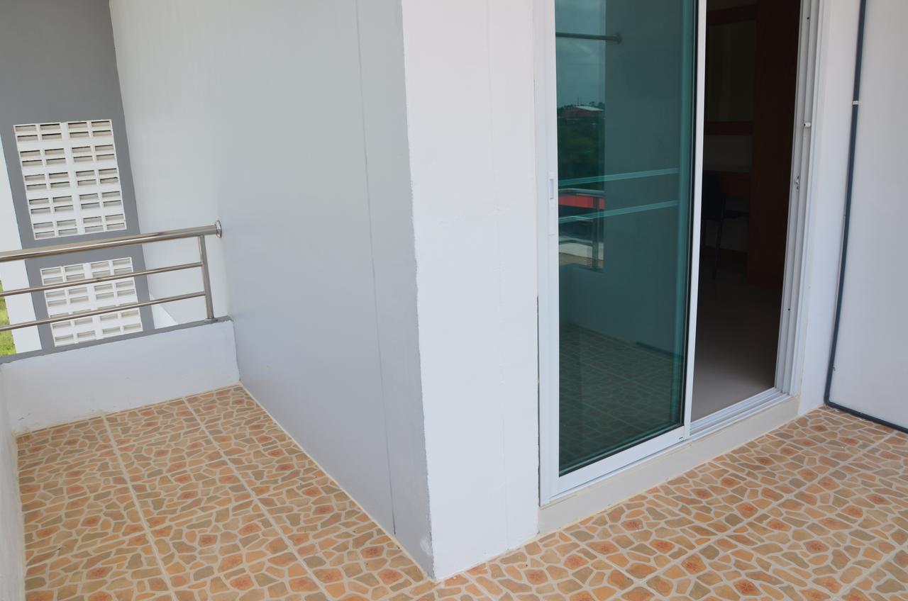 Volinta Park Apartment 라용 외부 사진
