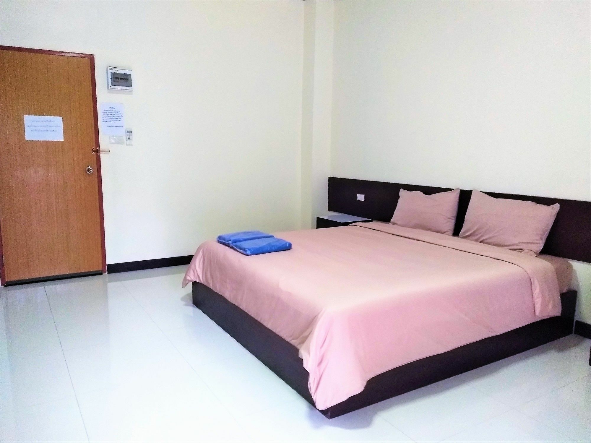Volinta Park Apartment 라용 외부 사진